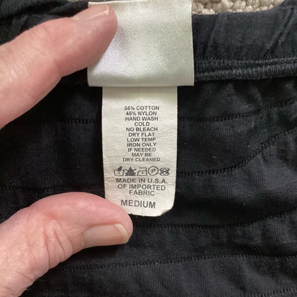 Black Knit size Medium Skirt by CTC - Picture 6 of 6